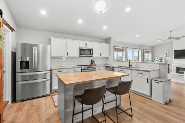8199 W Sturtevant Avenue, Richland, MI 49083