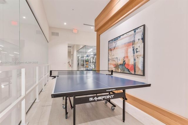 7446 NW 99th Ct, Doral, FL 33178