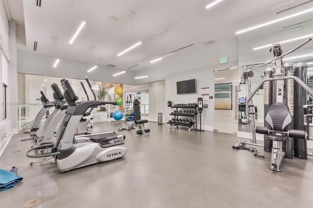 7446 NW 99th Ct, Doral, FL 33178