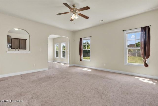 132 Turquoise Drive, Jacksonville, NC 28546