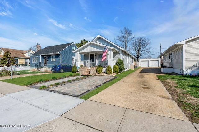 724 19th Avenue, Lake Como, NJ 07719