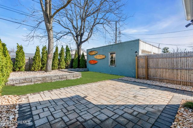 724 19th Avenue, Lake Como, NJ 07719