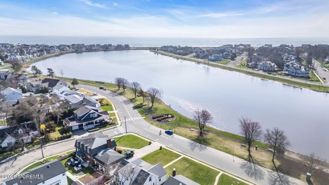 724 19th Avenue, Lake Como, NJ 07719