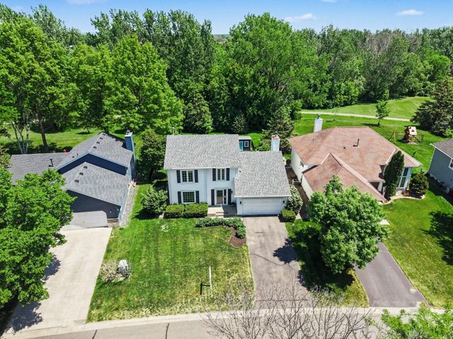 1195 Silverwood Road, Woodbury, MN 55125