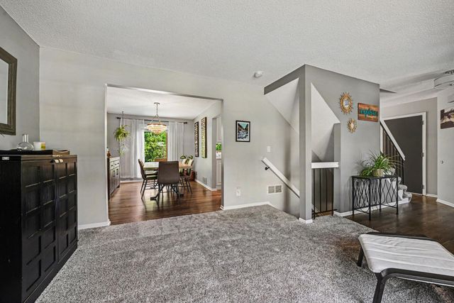 1195 Silverwood Road, Woodbury, MN 55125