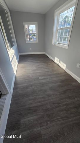 237 Cherry Street, Schenectady, NY 12306