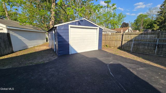 237 Cherry Street, Schenectady, NY 12306