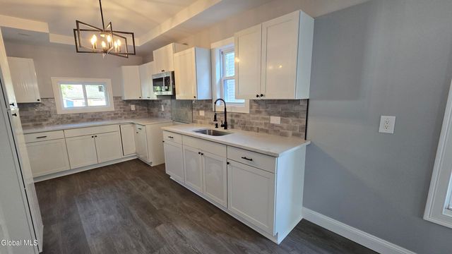 237 Cherry Street, Schenectady, NY 12306