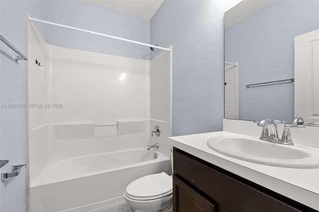 3540 NW 30th Place, Lauderdale Lakes, FL 33311