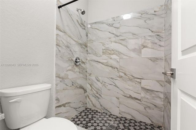 3540 NW 30th Place, Lauderdale Lakes, FL 33311