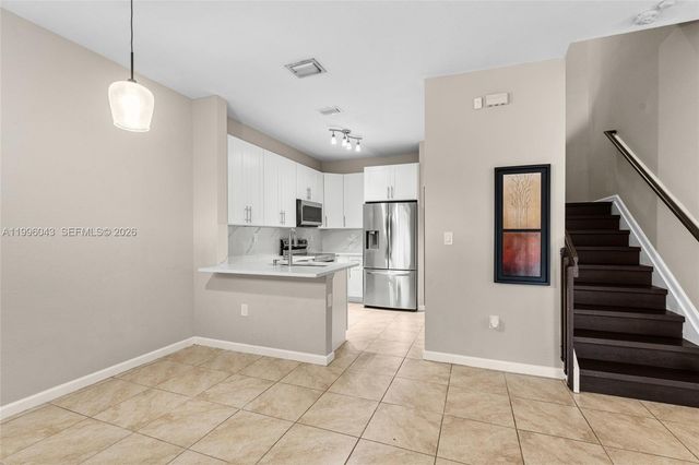 3540 NW 30th Place, Lauderdale Lakes, FL 33311