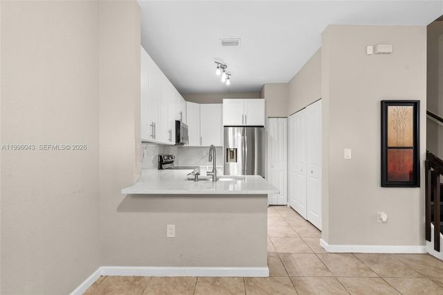 3540 NW 30th Place, Lauderdale Lakes, FL 33311