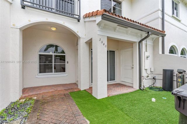 3540 NW 30th Place, Lauderdale Lakes, FL 33311