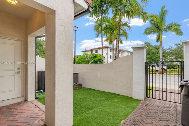 3540 NW 30th Place, Lauderdale Lakes, FL 33311