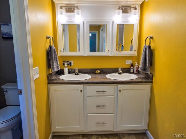 9940 Elpis Road, Vienna, NY 13316