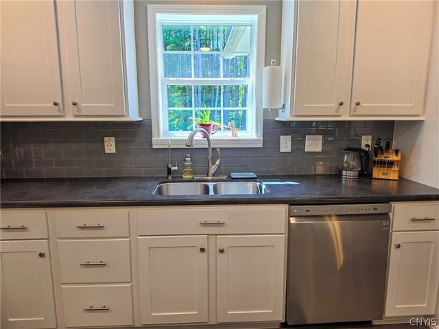 9940 Elpis Road, Vienna, NY 13316