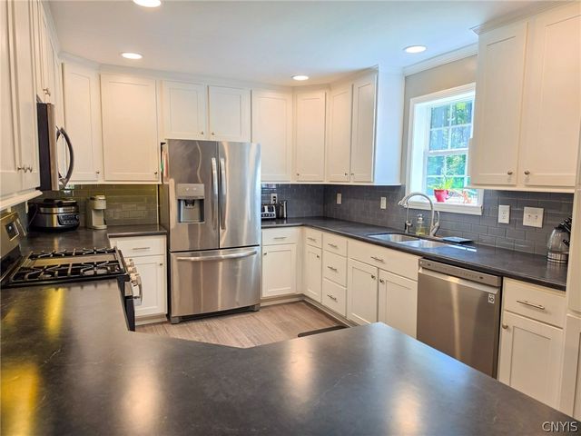 9940 Elpis Road, Vienna, NY 13316