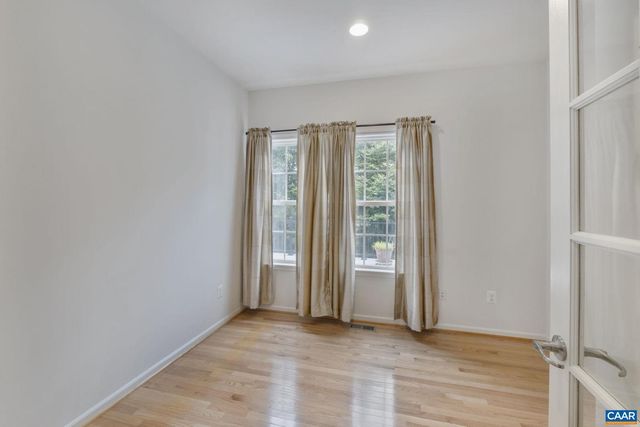 18 BEECHNUT LN, Zion Crossroads, VA 22942