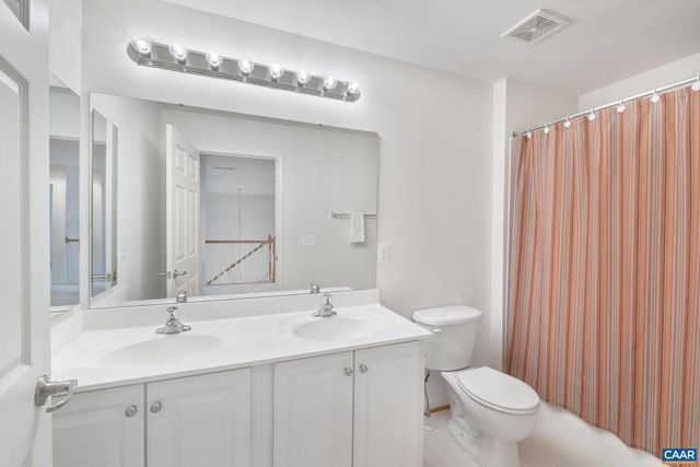 18 BEECHNUT LN, Zion Crossroads, VA 22942