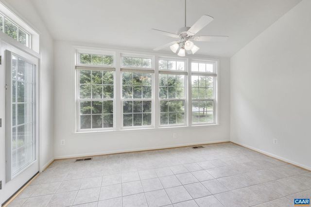 18 BEECHNUT LN, Zion Crossroads, VA 22942