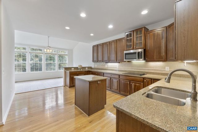 18 BEECHNUT LN, Zion Crossroads, VA 22942