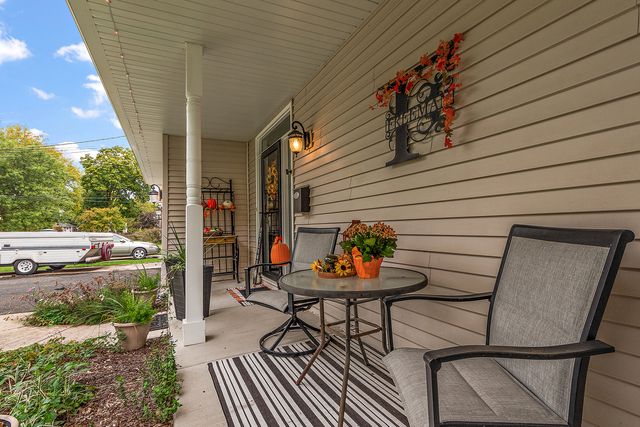 17919 Homewood Avenue, Homewood, IL 60430