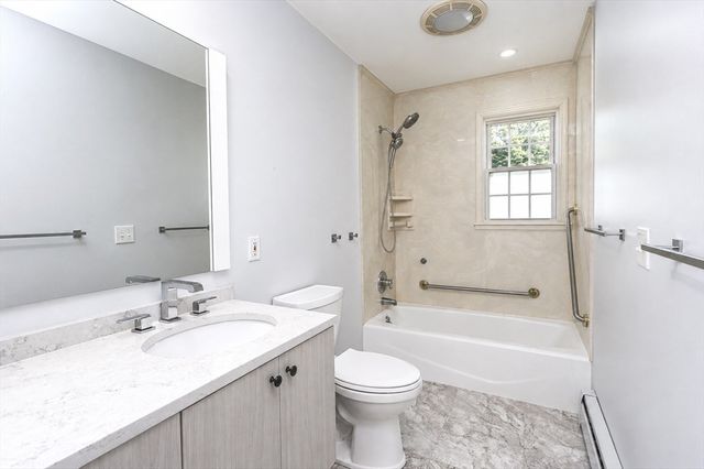 93 Wyndward Rd, Longmeadow, MA 01106