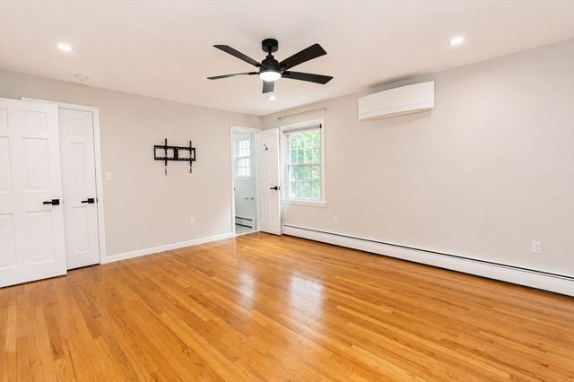 93 Wyndward Rd, Longmeadow, MA 01106