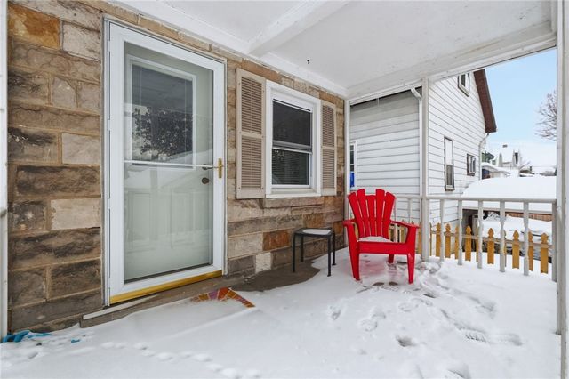 3517 7th Ave, Beaver Falls, PA 15010