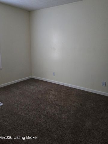 2560 Vonoa Dr, Radcliff, KY 40160