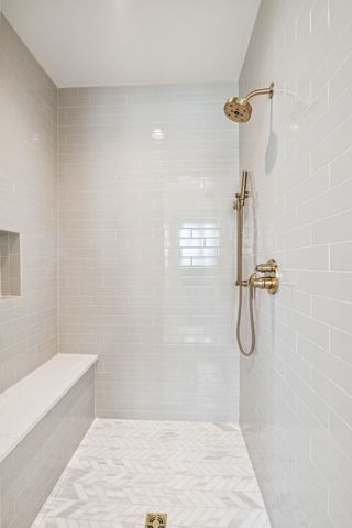 1702 Southwick Dr, Brentwood, TN 37027