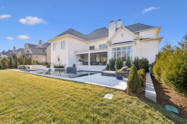 1702 Southwick Dr, Brentwood, TN 37027