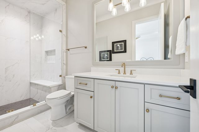 1702 Southwick Dr, Brentwood, TN 37027