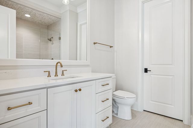 1702 Southwick Dr, Brentwood, TN 37027