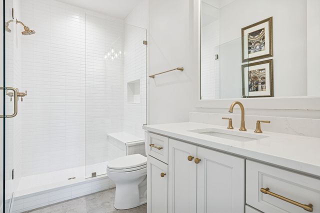 1702 Southwick Dr, Brentwood, TN 37027