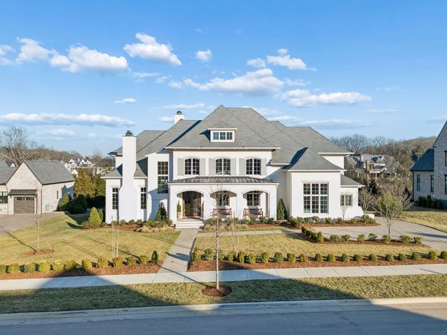 1702 Southwick Dr, Brentwood, TN 37027