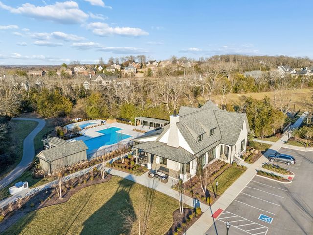 1702 Southwick Dr, Brentwood, TN 37027