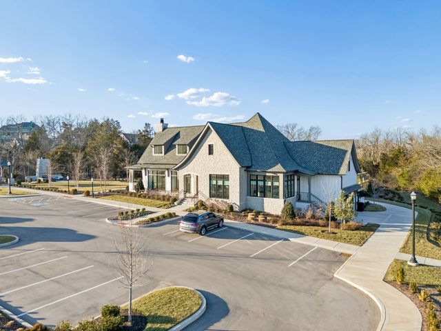 1702 Southwick Dr, Brentwood, TN 37027