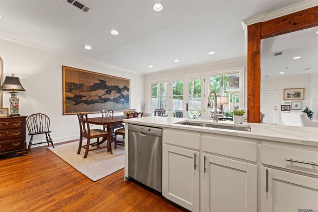 6212 Goodwood Blvd, Baton Rouge, LA 70806
