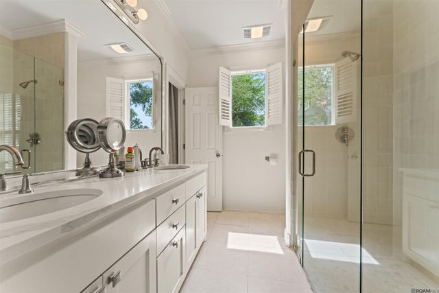 6212 Goodwood Blvd, Baton Rouge, LA 70806