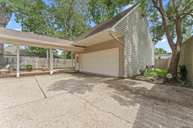 6212 Goodwood Blvd, Baton Rouge, LA 70806