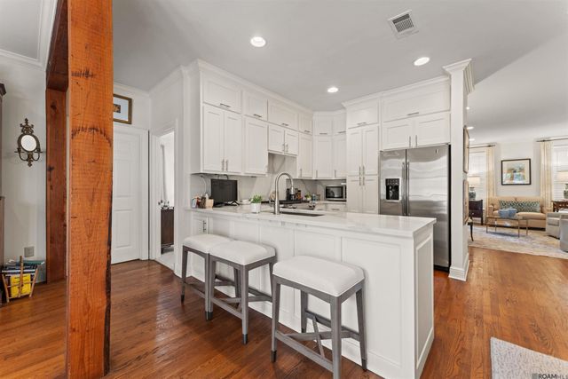 6212 Goodwood Blvd, Baton Rouge, LA 70806