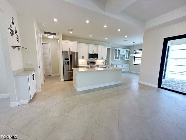 1219 SW 29th ST, Cape Coral, FL 33914