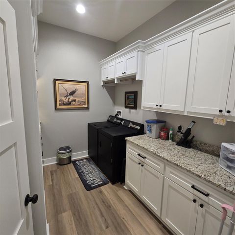 111 Bluegill Drive, Shepherd, TX 77371