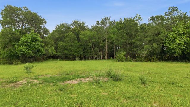 1165 Cr 213 Tract 3, Weimar, TX 78962