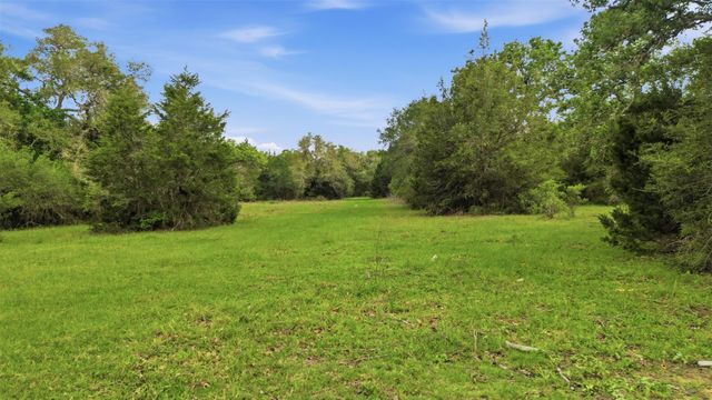 1165 Cr 213 Tract 3, Weimar, TX 78962
