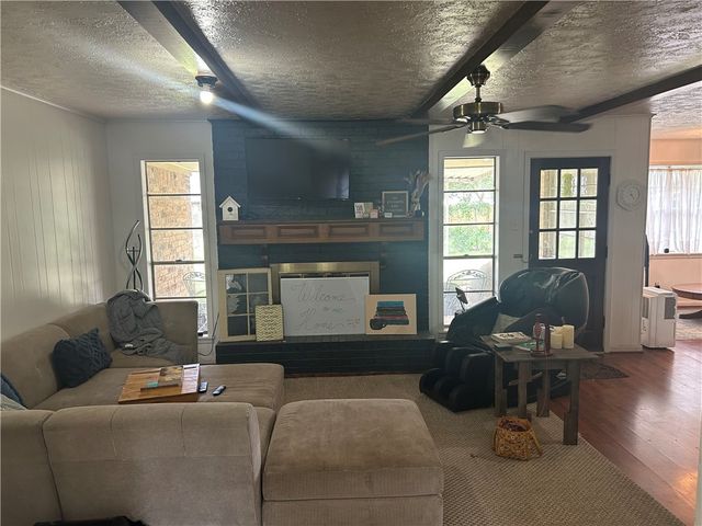1302 Austin Avenue, College Station, TX 77845
