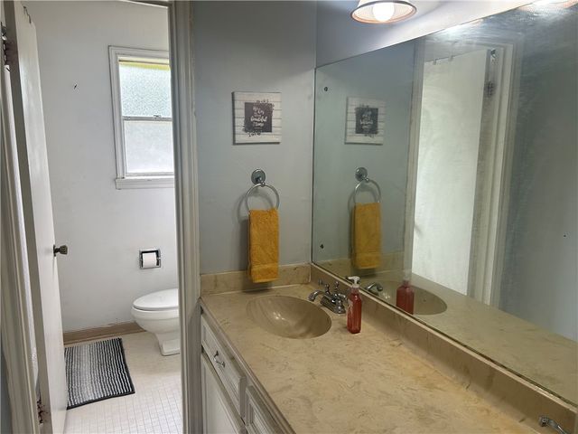 1302 Austin Avenue, College Station, TX 77845
