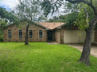 1302 Austin Avenue, College Station, TX 77845