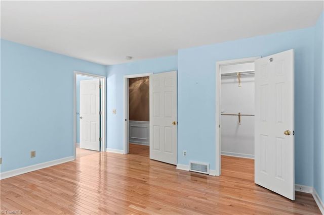 5132 Huntcliff Trail, Winston-salem, NC 27104
